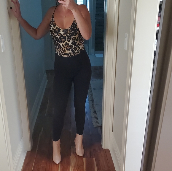 🚩SOLD!🚩Schutz Adilene booties size 7 - Picture 8 of 13